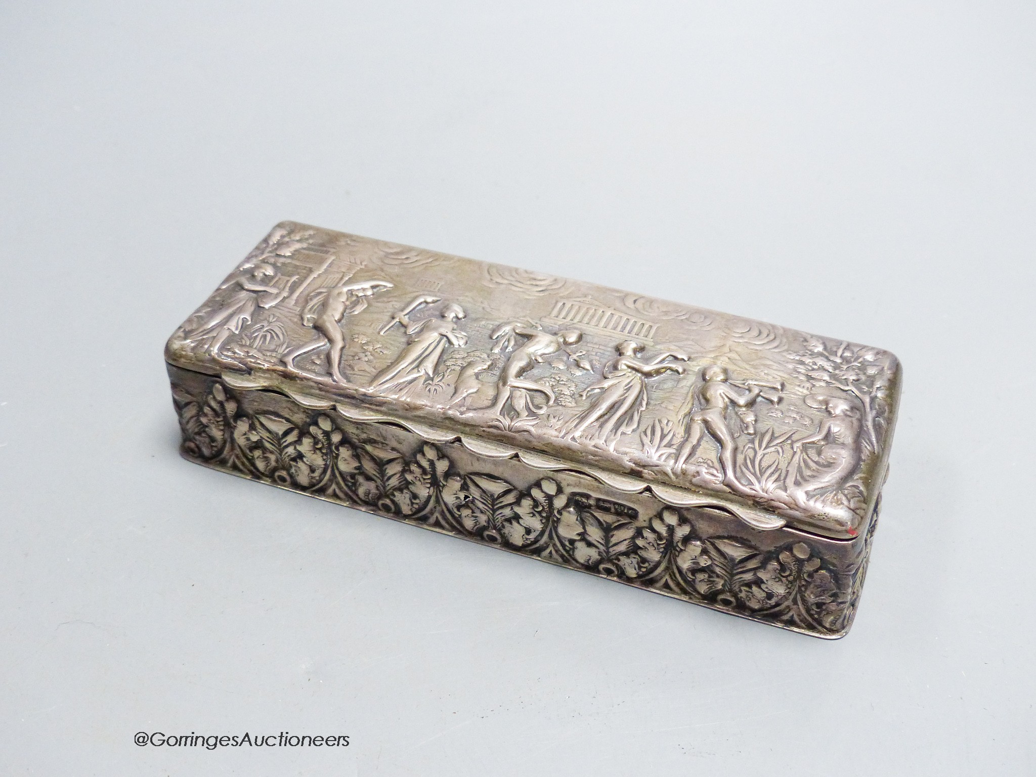 An Edwardian repousse silver rectangular trinket box, Nathan & Hayes, Chester, 1903, 15.7cm, 6oz (holes).